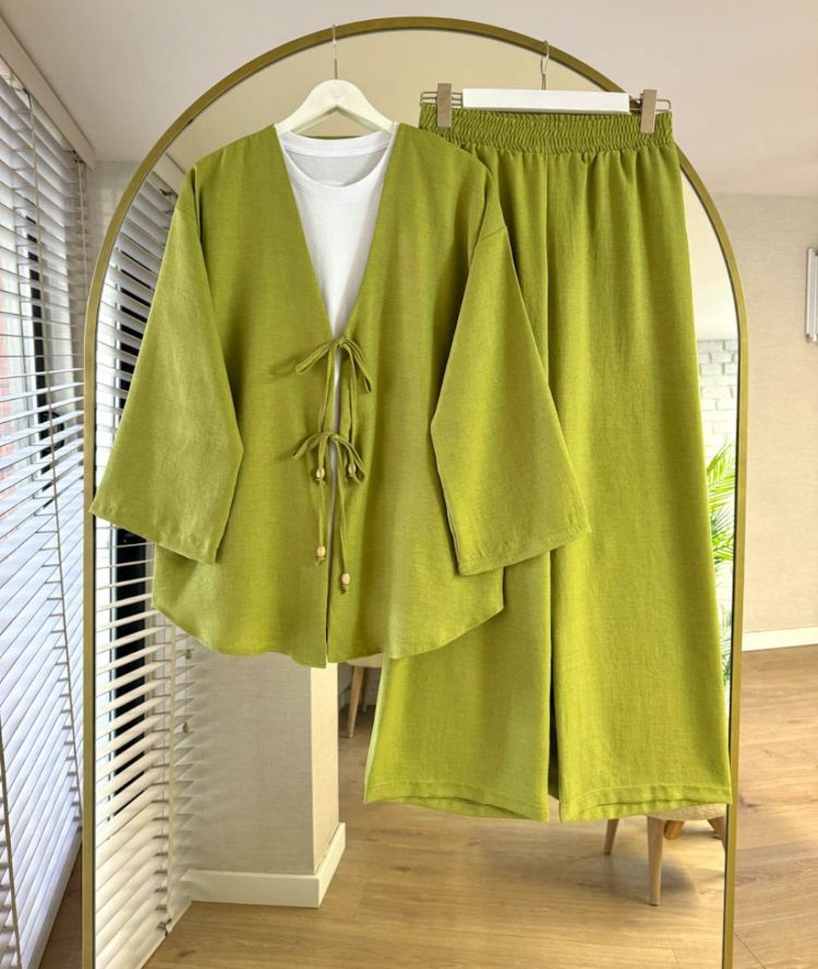 Green Set - Top and bottom